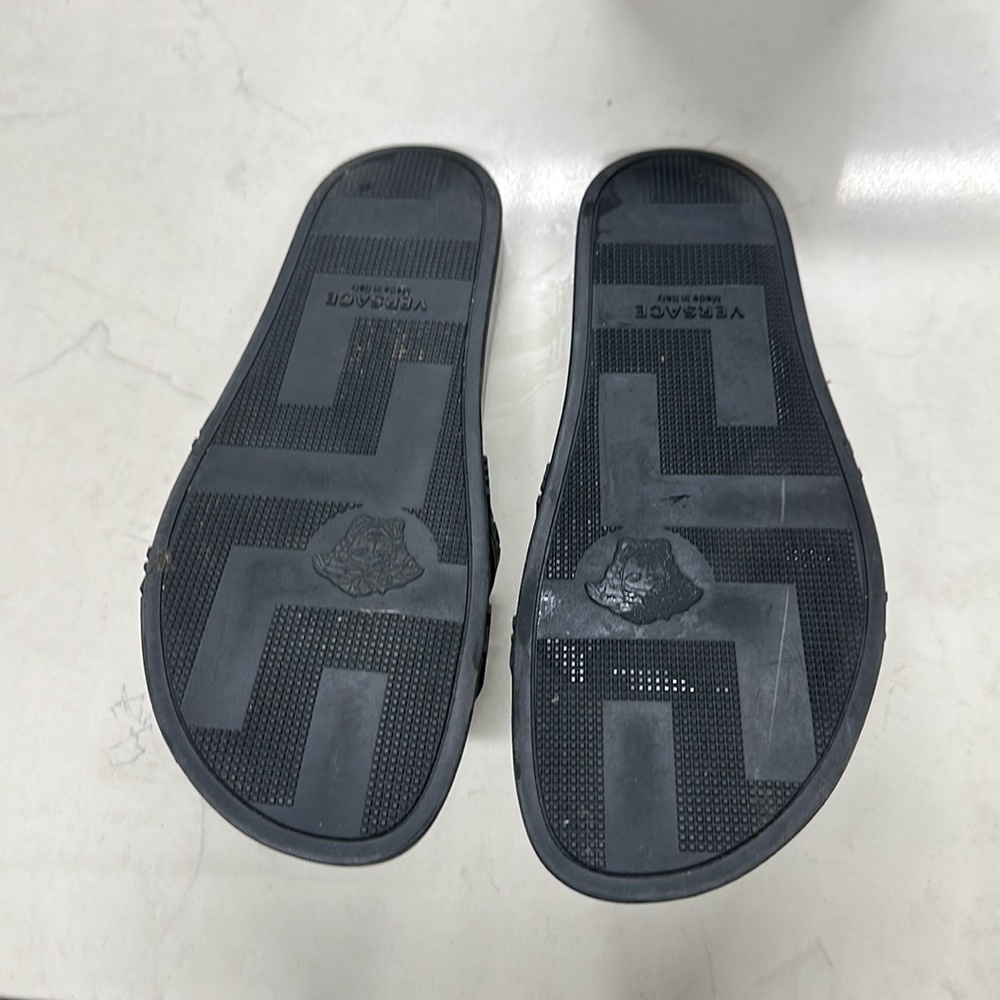 Versace Pool Slides - Picture 3 of 5